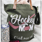 hockey mom , baton et puck c'est la vie